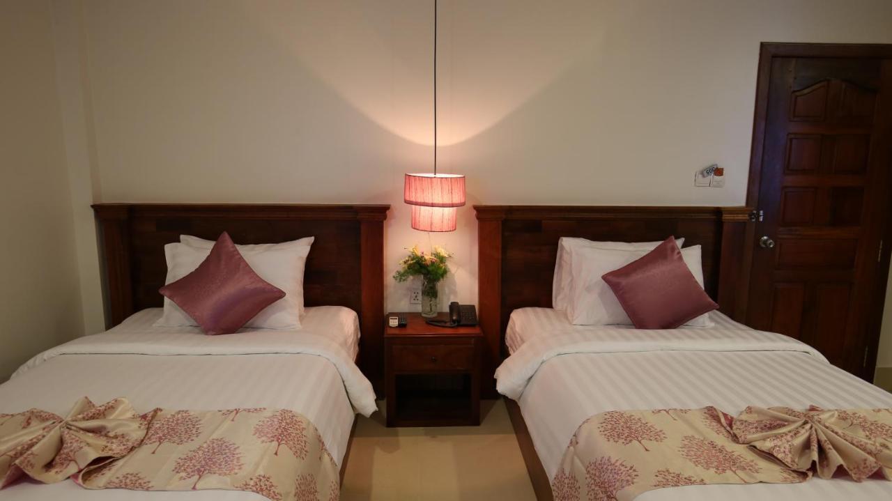 Holy Angkor Hotel Siem Reap Quarto foto