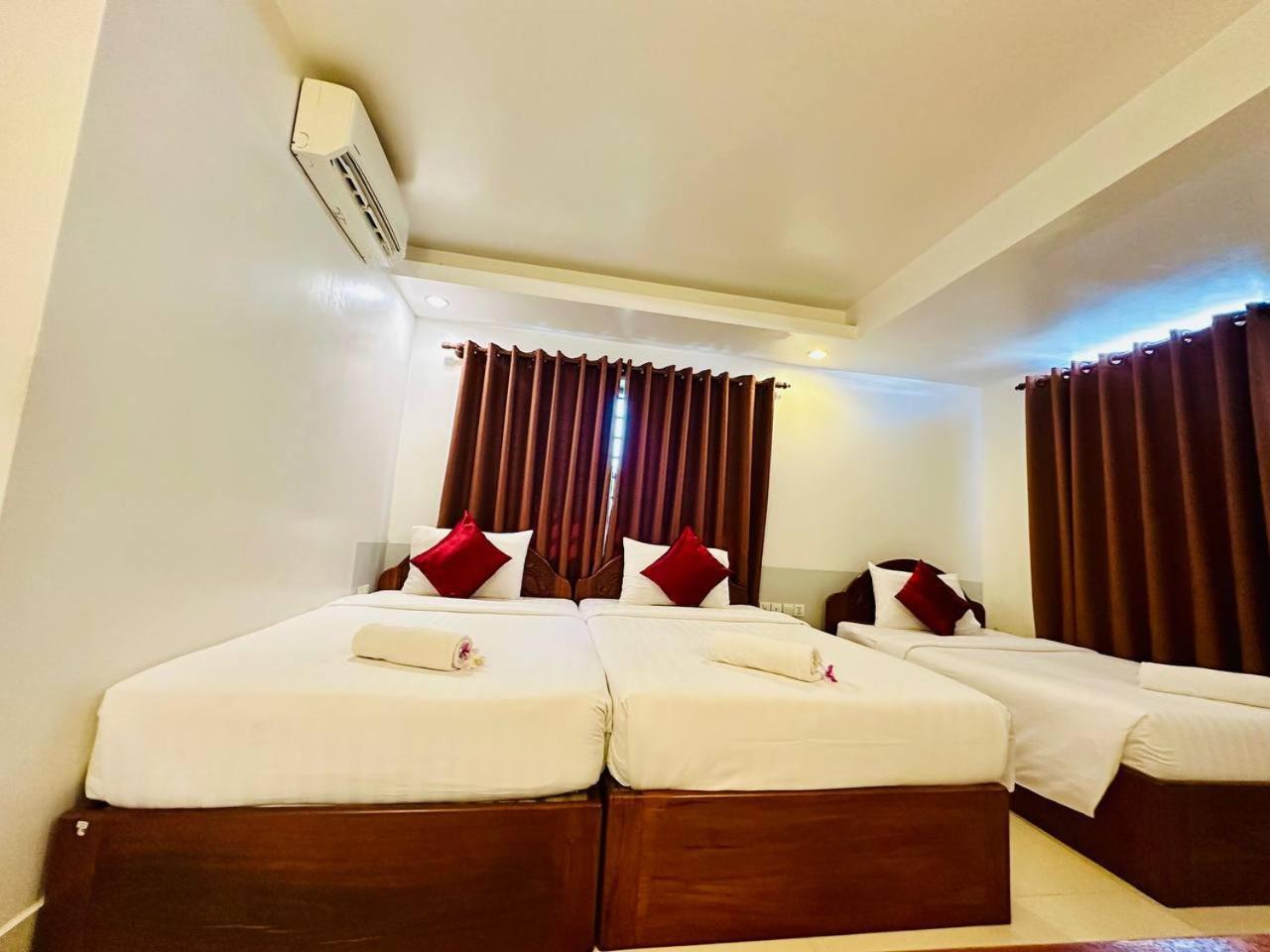 Holy Angkor Hotel Siem Reap Exterior foto