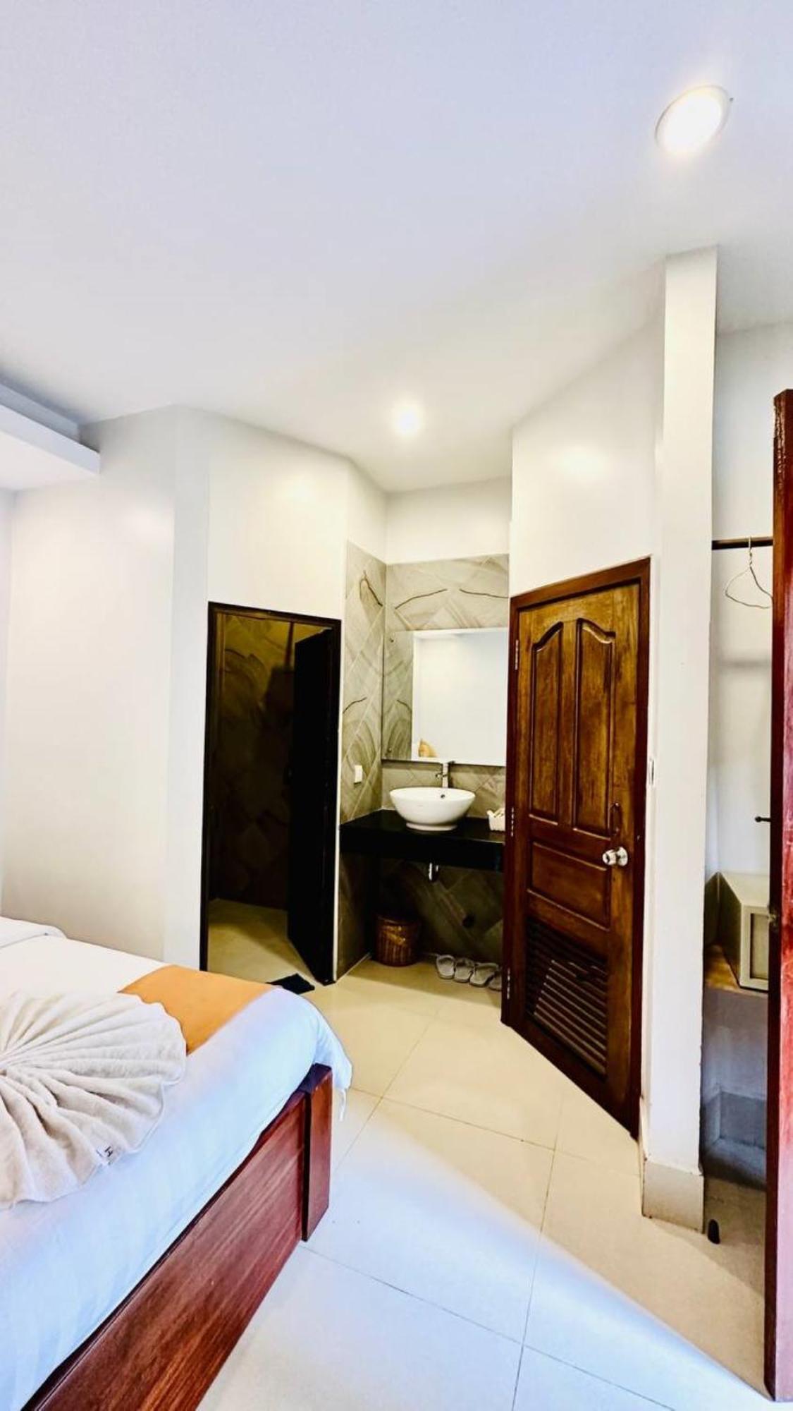 Holy Angkor Hotel Siem Reap Exterior foto