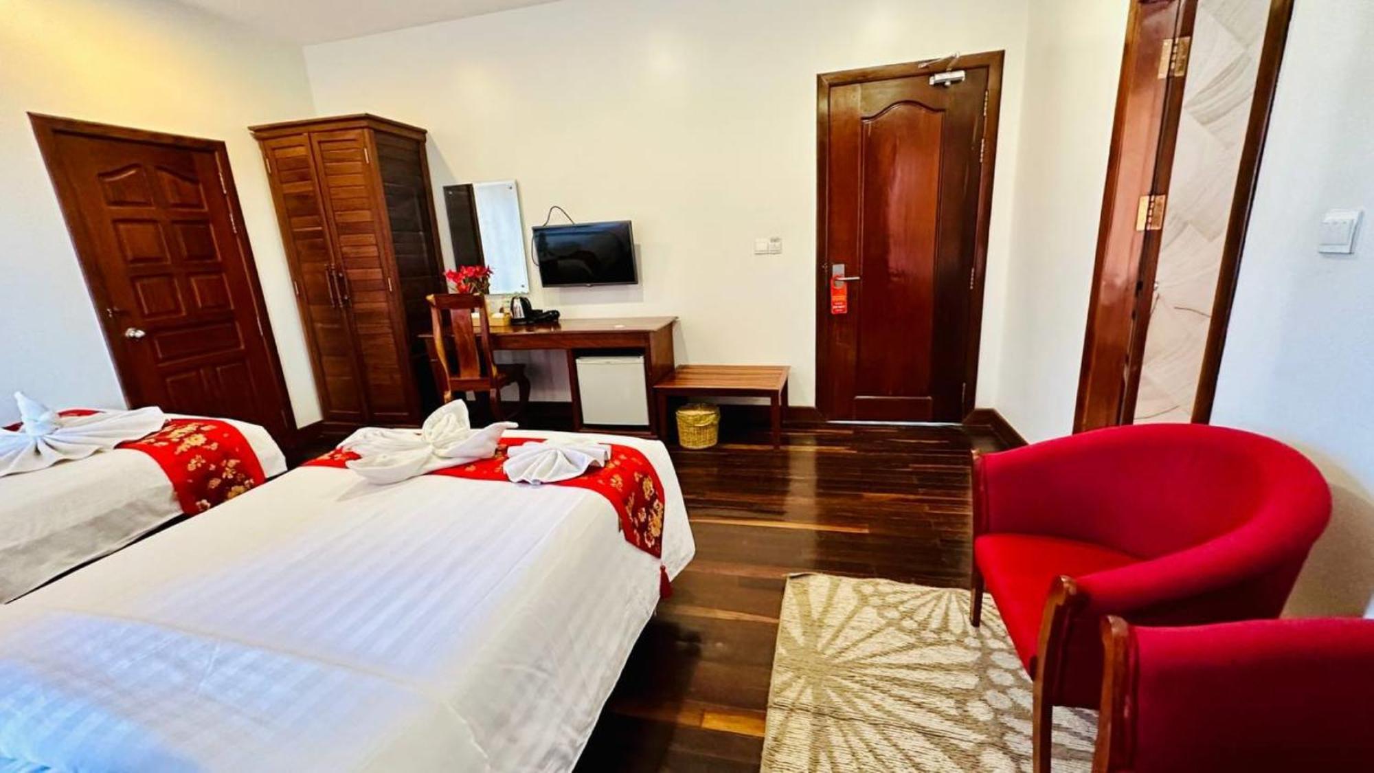 Holy Angkor Hotel Siem Reap Exterior foto