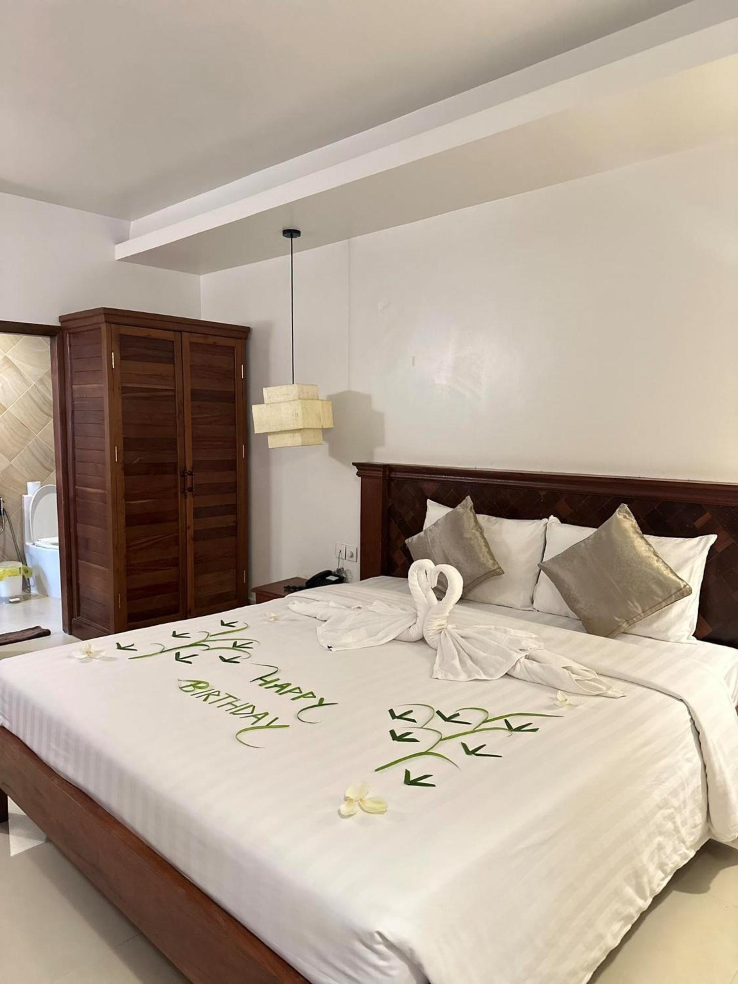 Holy Angkor Hotel Siem Reap Exterior foto
