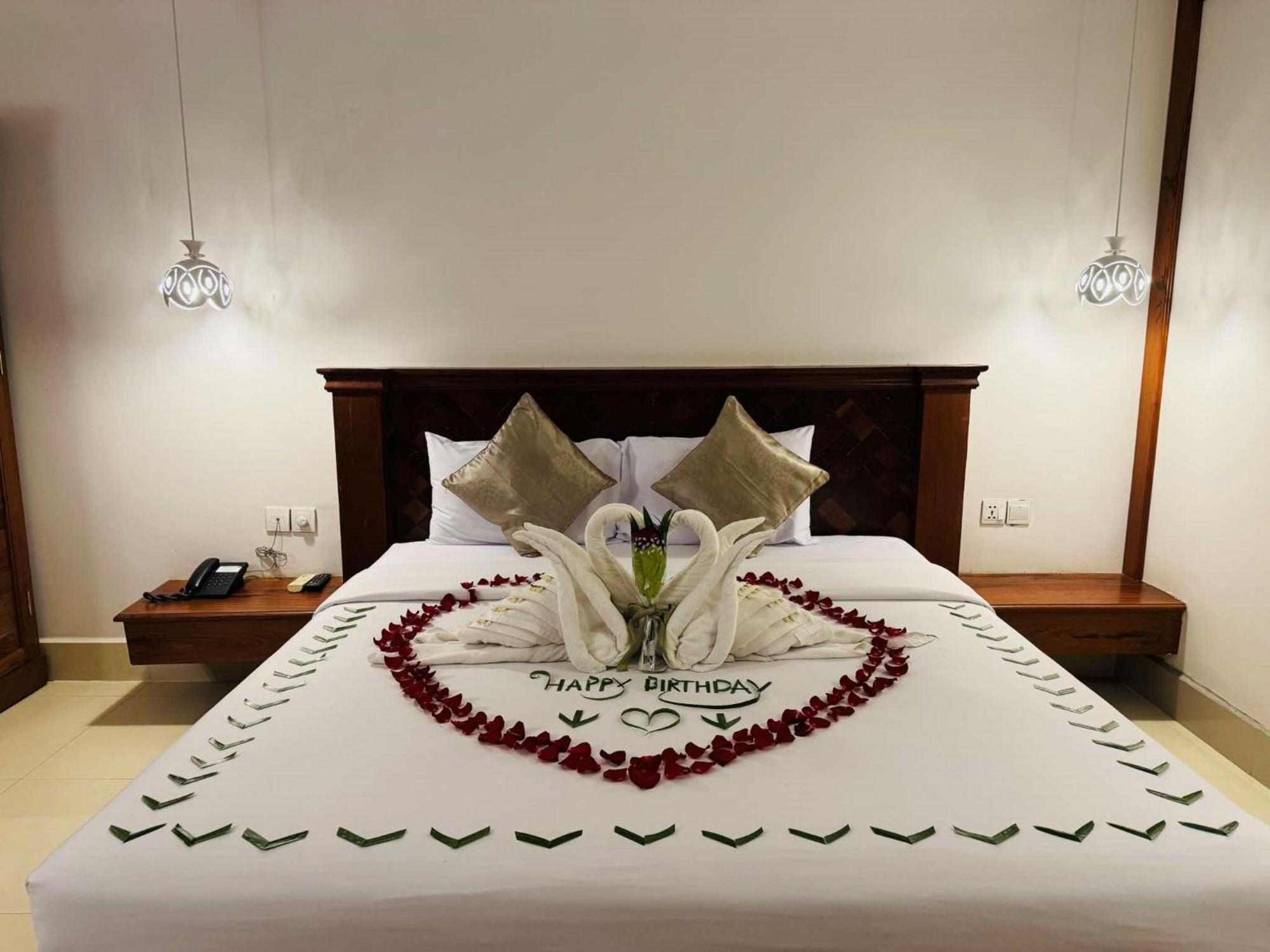 Holy Angkor Hotel Siem Reap Exterior foto