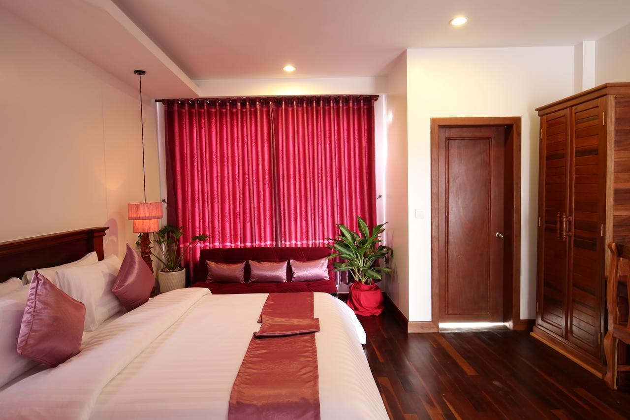 Holy Angkor Hotel Siem Reap Exterior foto